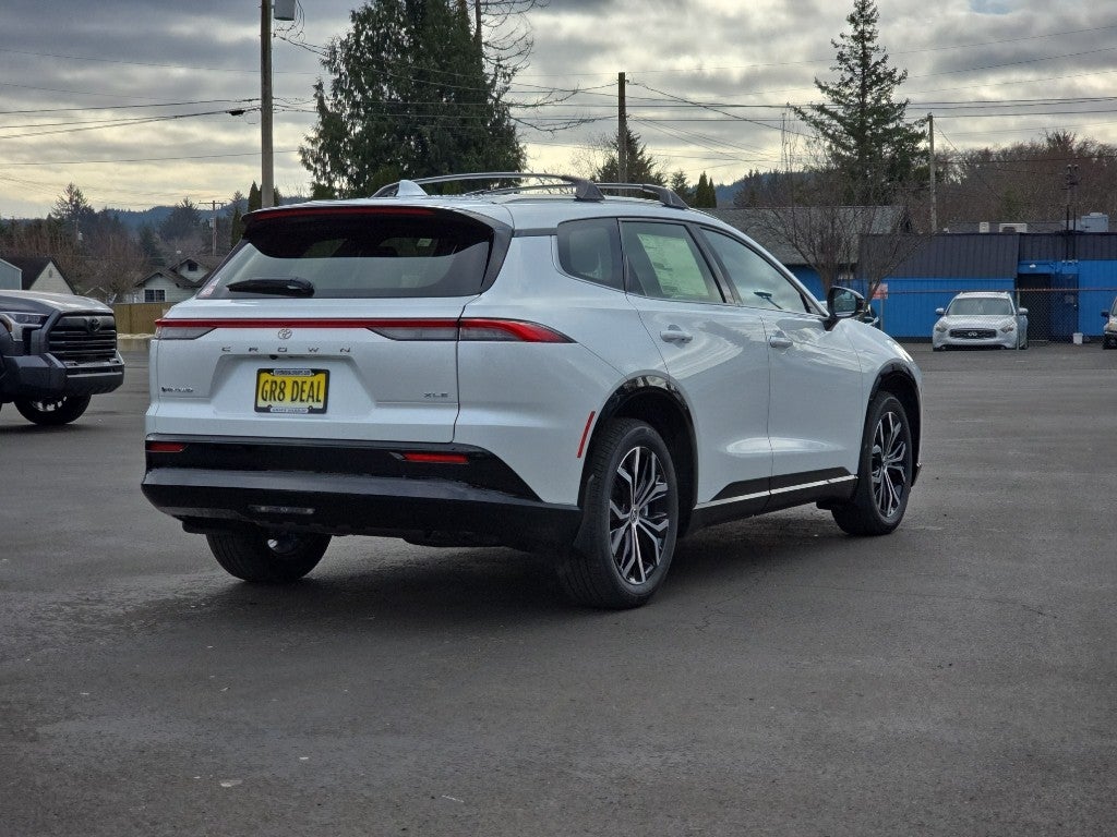 2026 Toyota Toyota Crown Signia XLE