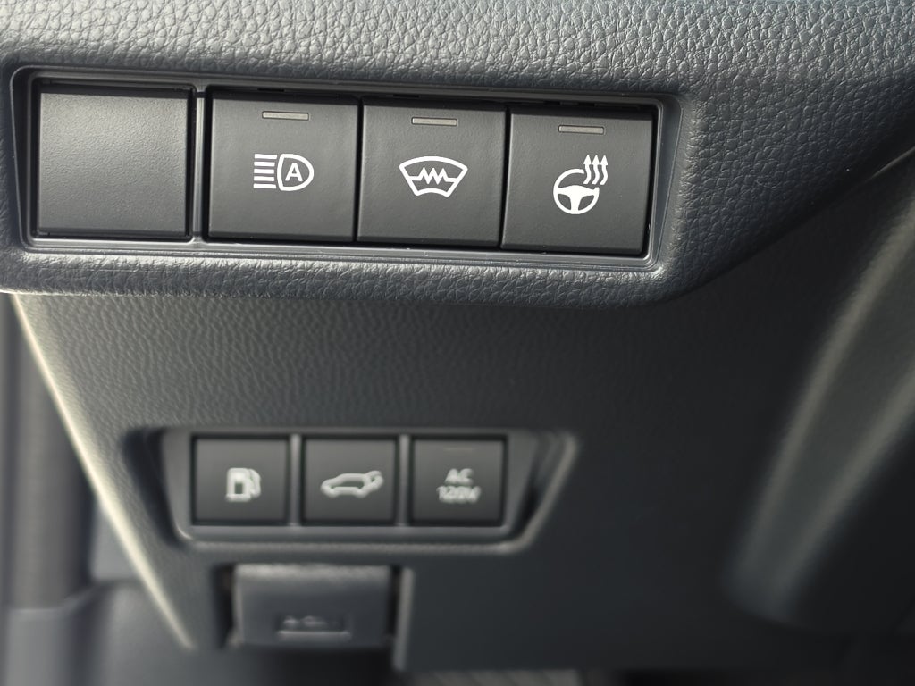 2027 Toyota Prius Plug-in Hybrid XSE Premium