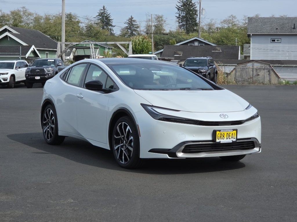 2027 Toyota Prius Plug-in Hybrid XSE Premium