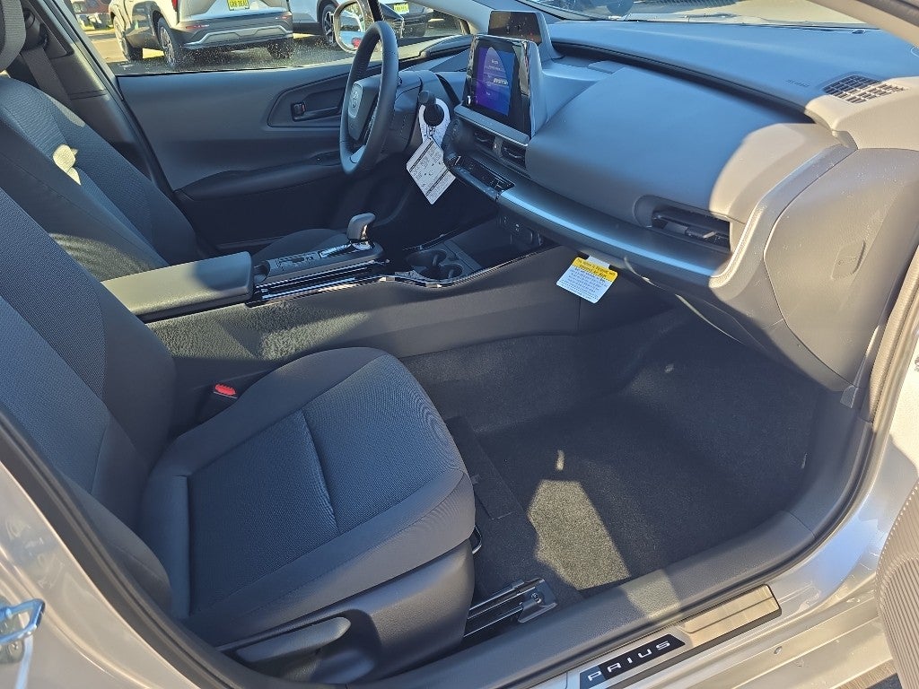 2026 Toyota Prius LE AWD