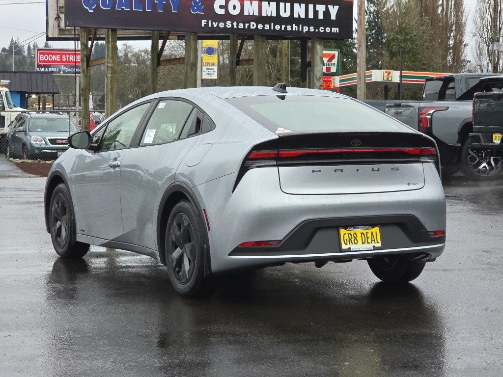 2026 Toyota Prius LE AWD