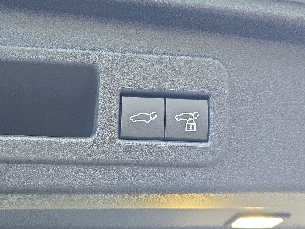 2025 Toyota 4Runner i-FORCE MAX Platinum