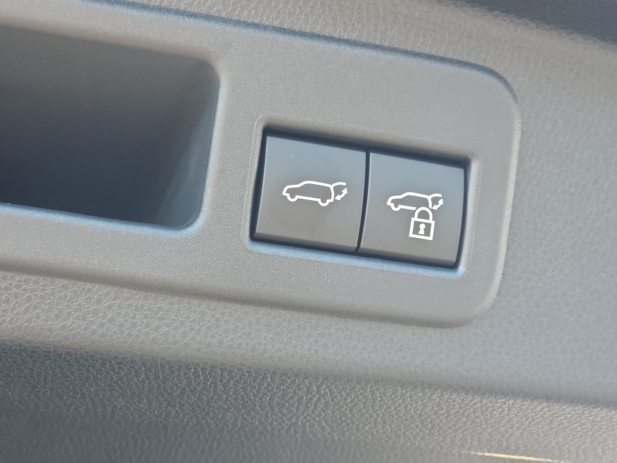 2026 Toyota 4Runner i-FORCE MAX Trailhunter
