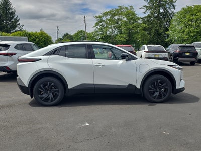 2026 Toyota C-HR SE