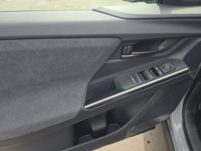 2026 Toyota C-HR SE/XSE SE