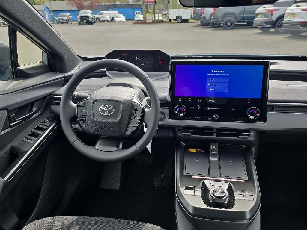 2026 Toyota C-HR SE/XSE SE