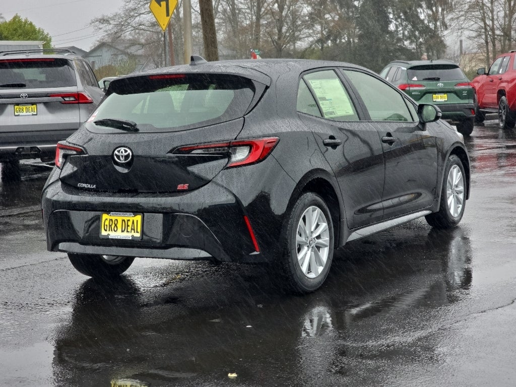 2026 Toyota Corolla Hatchback SE