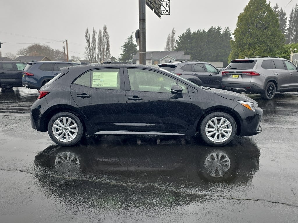 2026 Toyota Corolla Hatchback SE