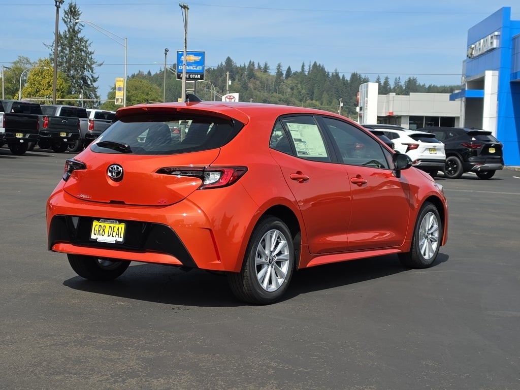 2027 Toyota Corolla Hatchback SE
