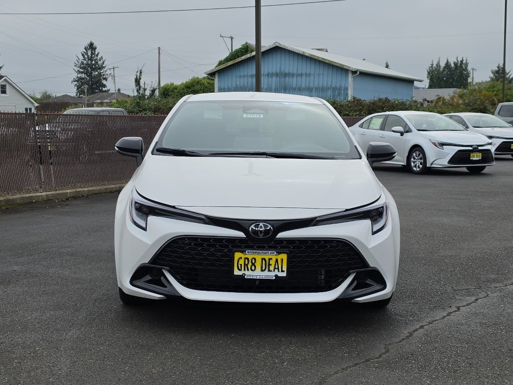 2027 Toyota Corolla Hatchback SE