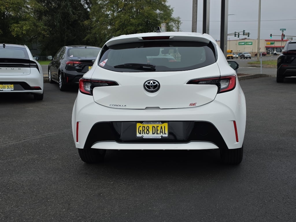 2027 Toyota Corolla Hatchback SE