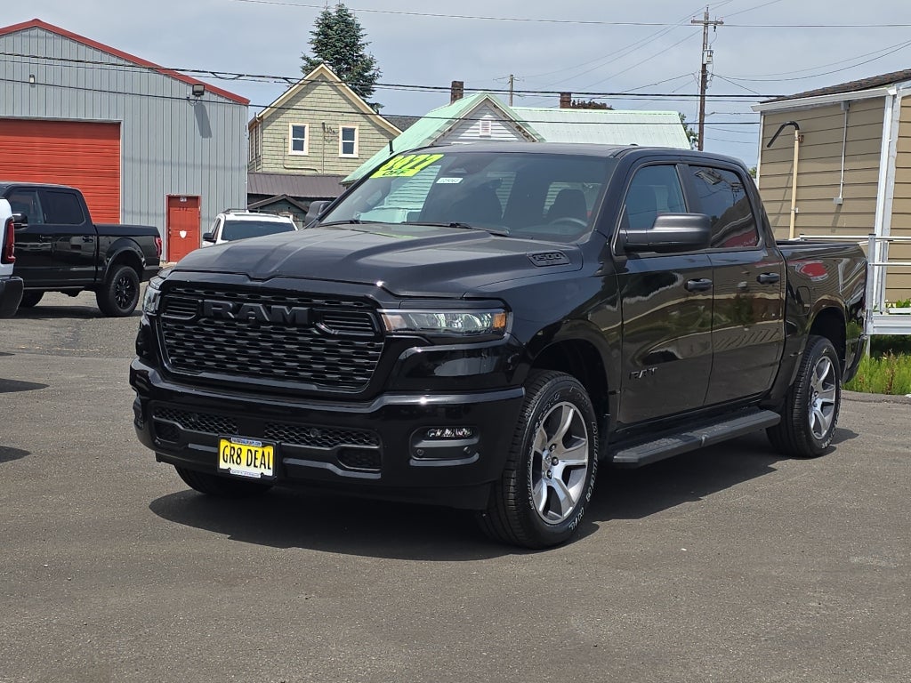 2025 RAM 1500 RAM 1500 TRADESMAN CREW CAB 4X4 5'7' BOX