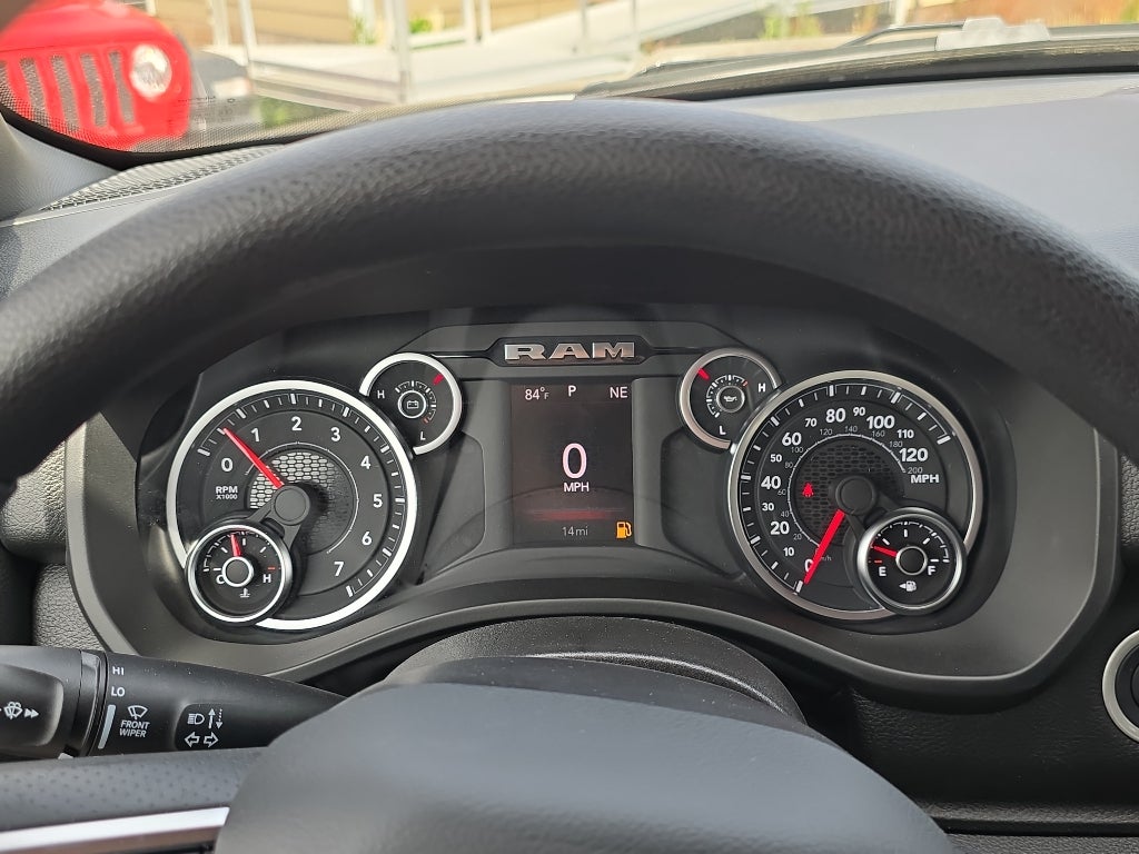 2025 RAM 1500 RAM 1500 TRADESMAN CREW CAB 4X4 5'7' BOX