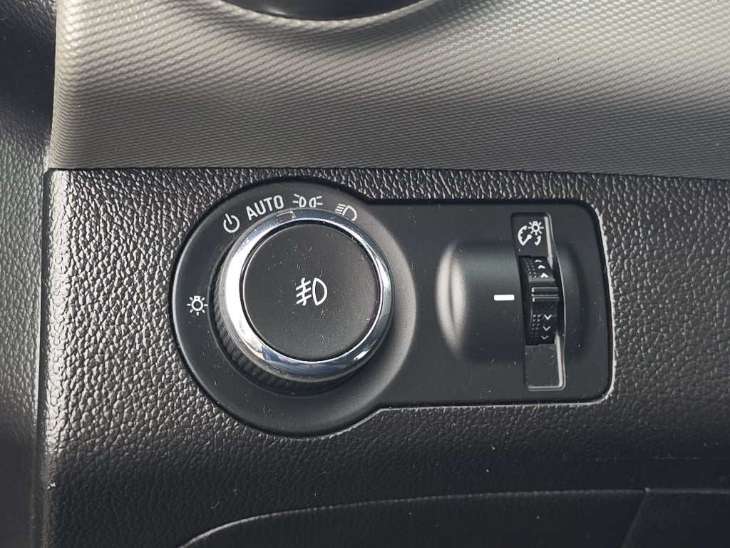 2016 Chevrolet Sonic LT