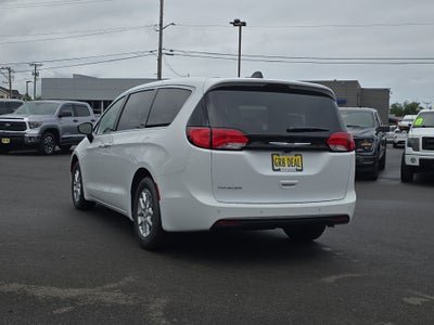 2025 Chrysler Voyager VOYAGER LX