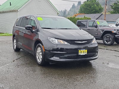 2025 Chrysler Voyager VOYAGER LX
