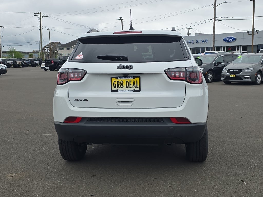 2026 Jeep Compass Latitude Altitude