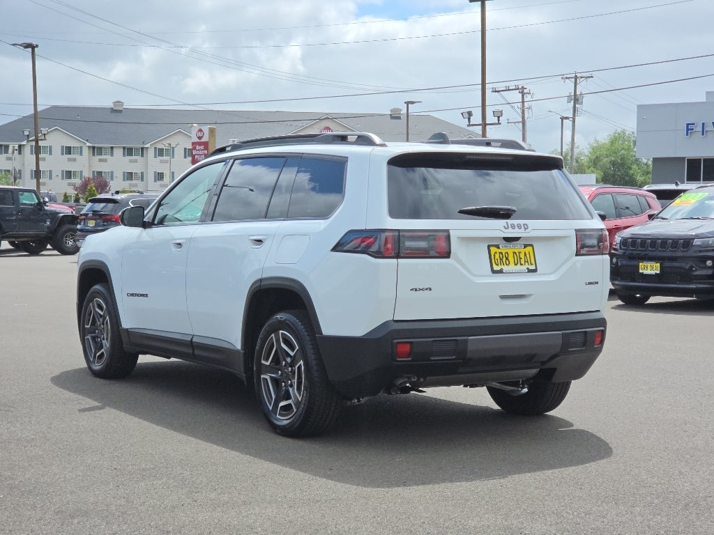 2026 Jeep Cherokee Laredo