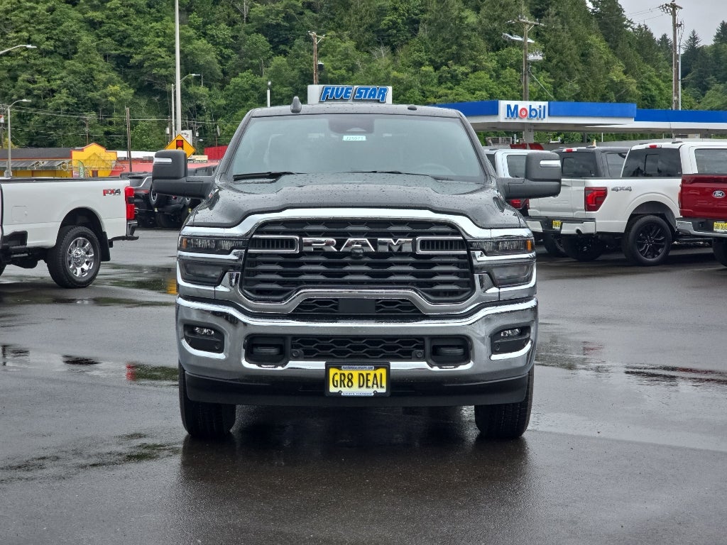 2025 RAM Ram 3500 RAM 3500 TRADESMAN CREW CAB 4X4 8' BOX