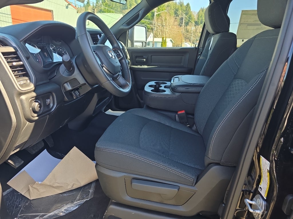 2026 RAM 2500 Black Express