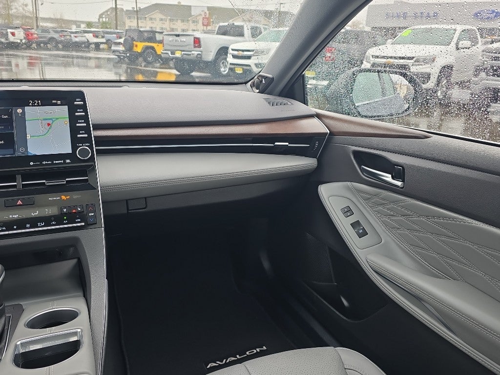 2022 Toyota Avalon Limited