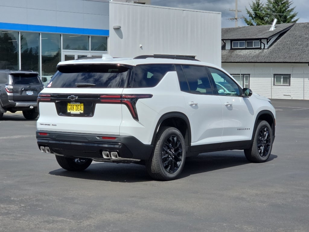 2026 Chevrolet Traverse AWD LT