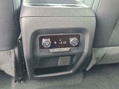 2027 Chevrolet Traverse AWD Z71