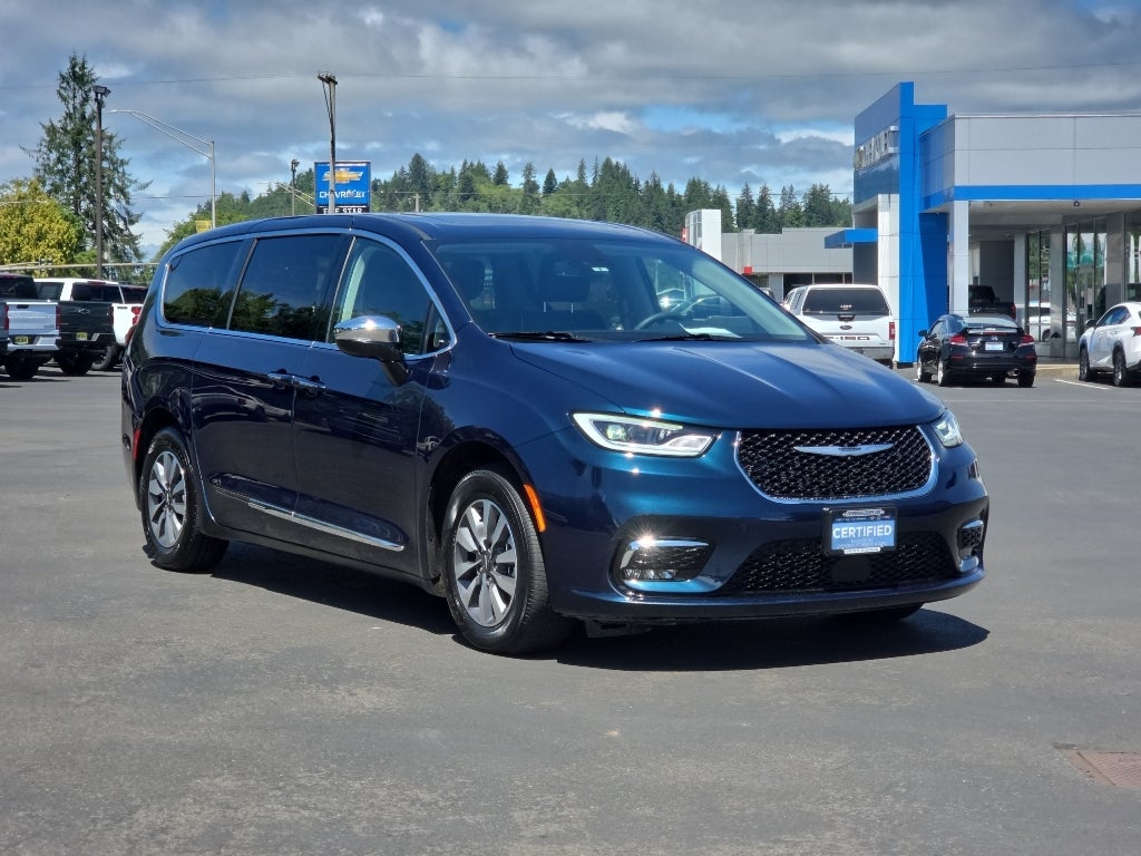 2023 Chrysler Pacifica Hybrid Limited