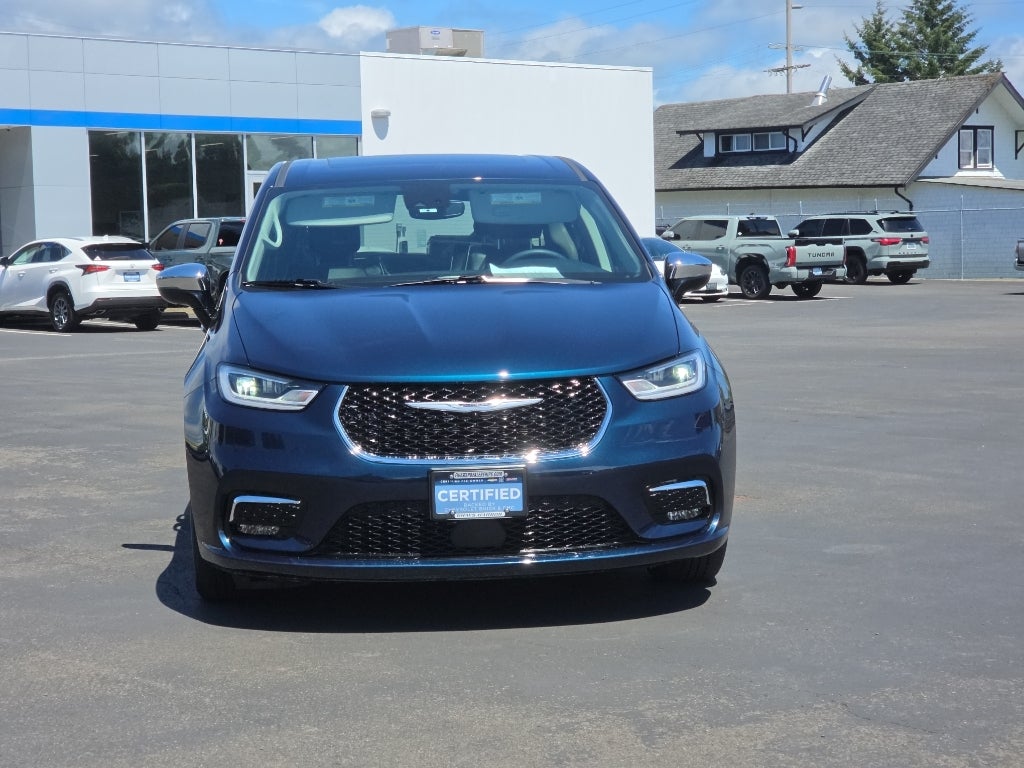 2023 Chrysler Pacifica Hybrid Limited
