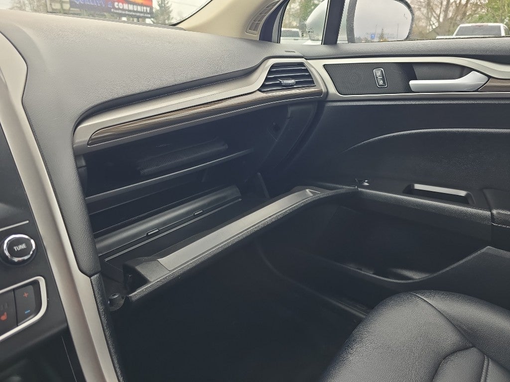 2020 Ford Fusion SEL