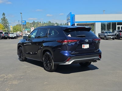 2025 Toyota Highlander XSE