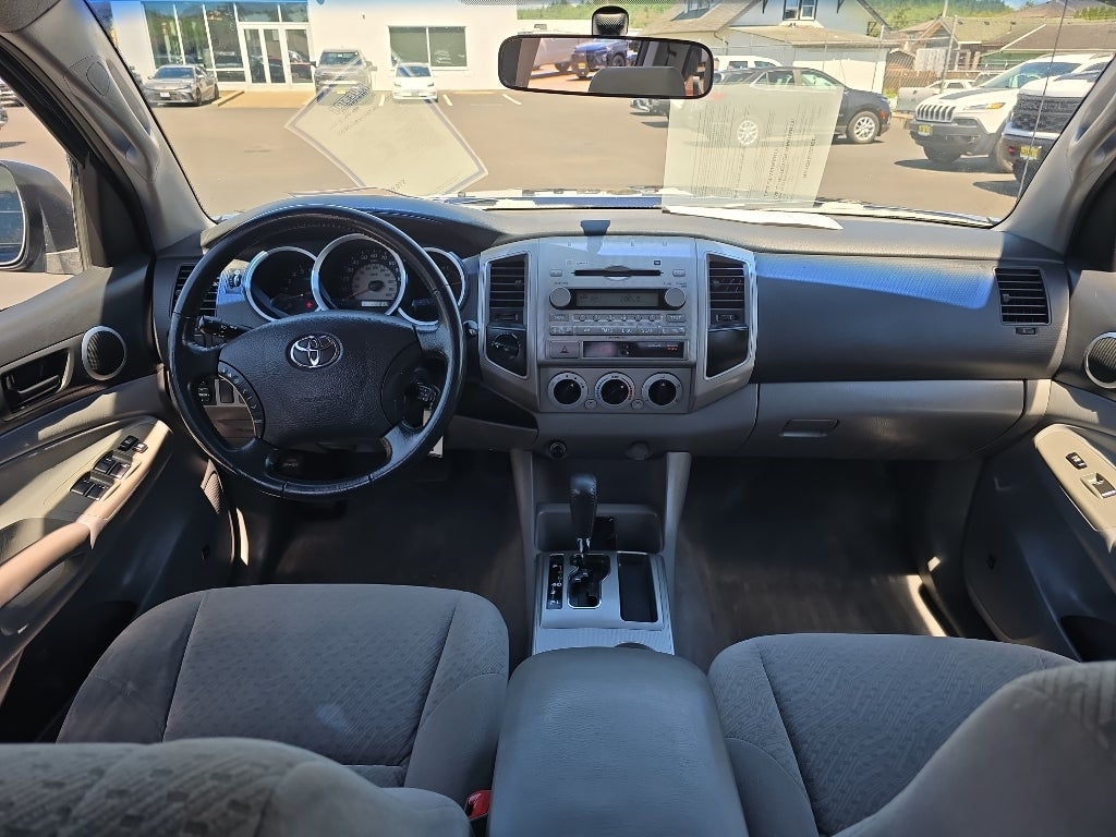 2005 Toyota Tacoma Base V6 (A5)