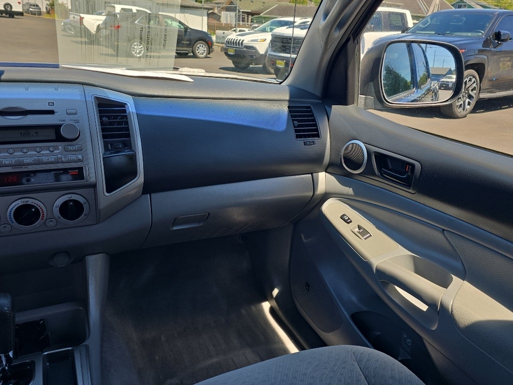 2005 Toyota Tacoma Base V6 (A5)