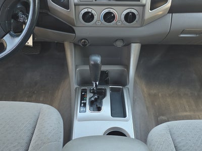 2005 Toyota Tacoma Base V6 (A5)