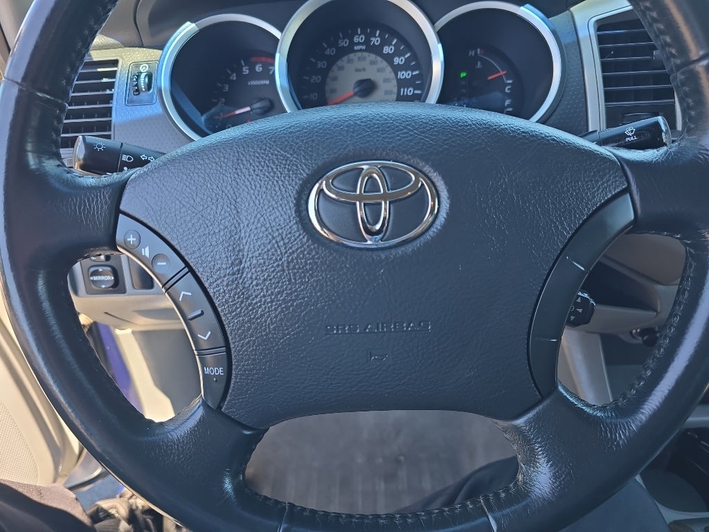 2005 Toyota Tacoma Base V6 (A5)