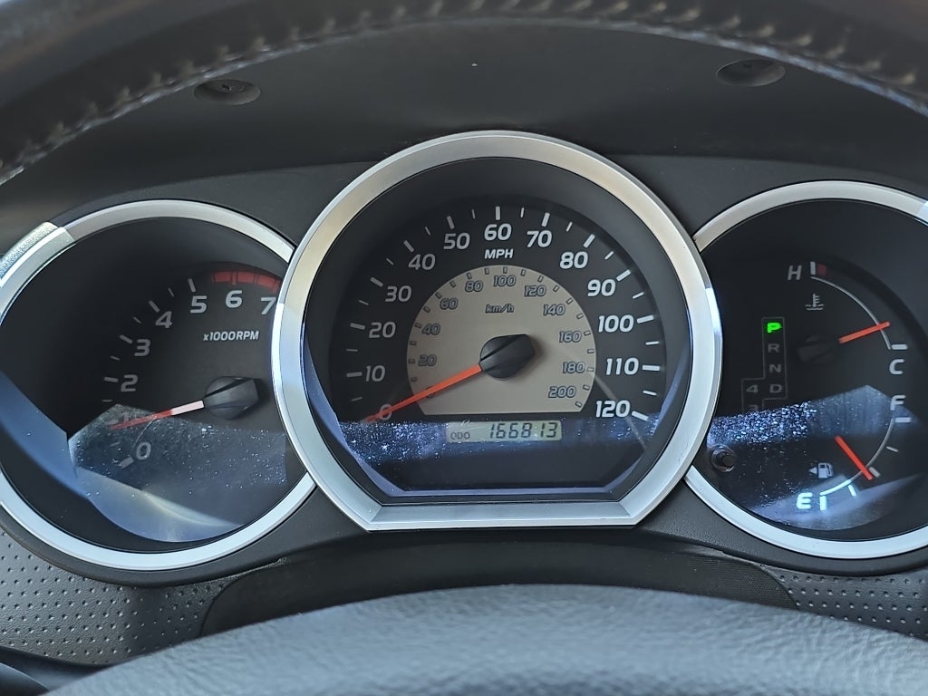 2005 Toyota Tacoma Base V6 (A5)