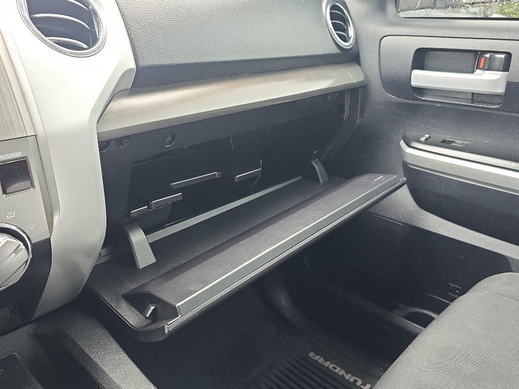 2014 Toyota Tundra SR5