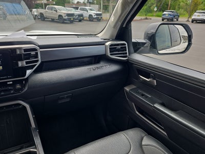 2022 Toyota Tundra Base
