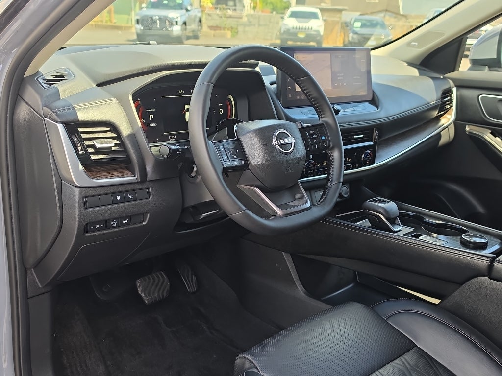 2025 Nissan Rogue Platinum Intelligent AWD