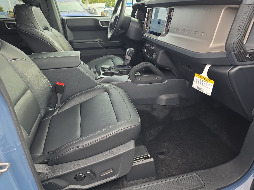 2025 Ford Bronco Outer Banks®