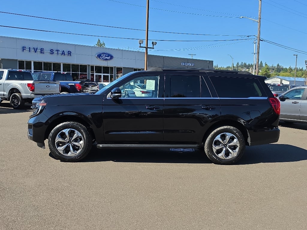 2027 Ford Expedition Active