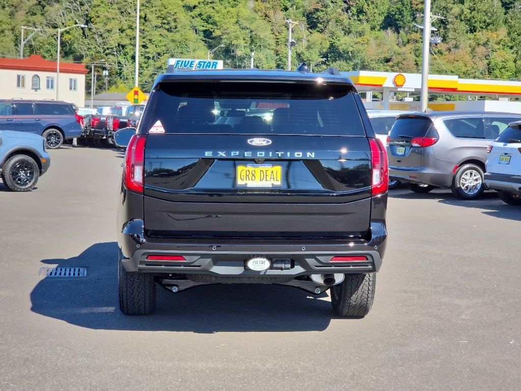 2027 Ford Expedition Active
