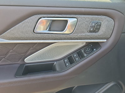 2027 Ford Explorer Platinum™