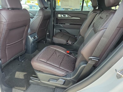 2027 Ford Explorer Platinum™