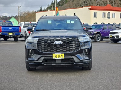 2025 Ford Explorer ST-Line
