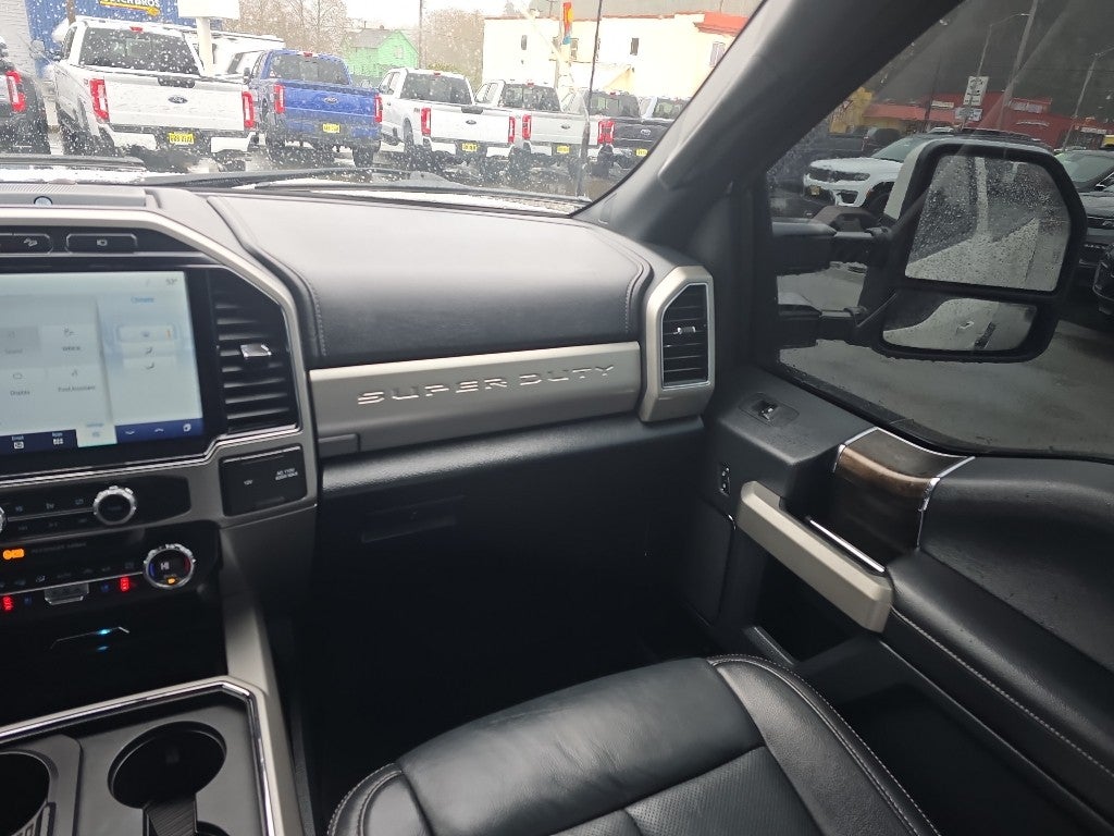 2022 Ford F-250 Super Duty LARIAT