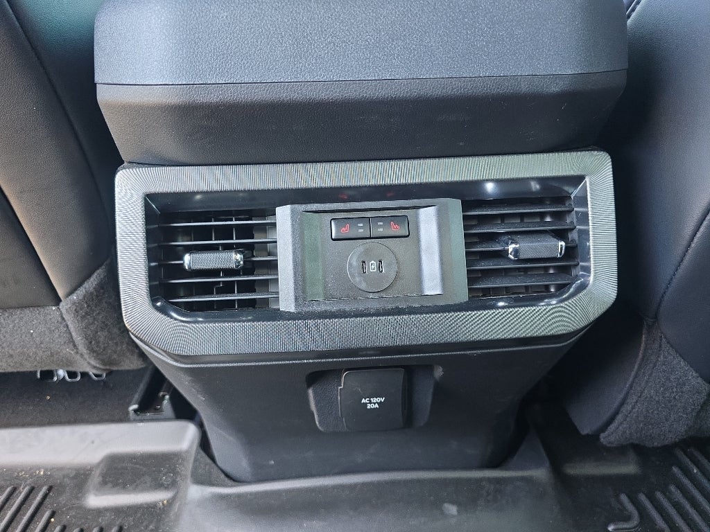 2025 Ford F-250 Super Duty Platinum