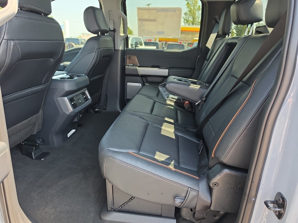 2026 Ford Super Duty LARIAT