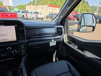 2026 Ford Super Duty LARIAT