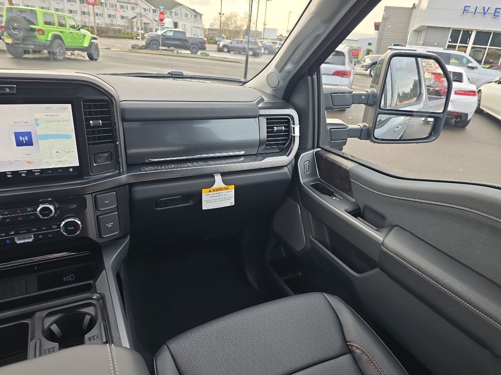 2026 Ford Super Duty LARIAT